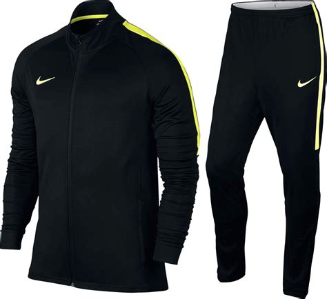 nike trainingspak zwart geel|Zwarte trainingspakken .